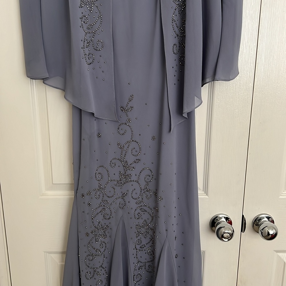 R&M RICHARD’S ELEGANT LONG DRESS WITH JACKET•COLOR IS PERIWINKLE/LAVENDER - Picture 5 of 16